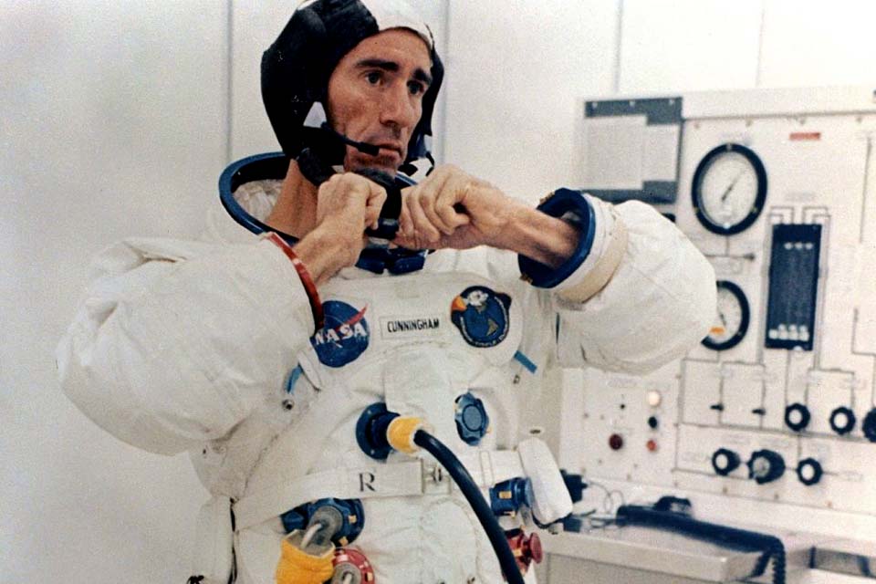 Walter Cunningham, astronauta norte-americano da Apollo 7, morre aos 90 anos