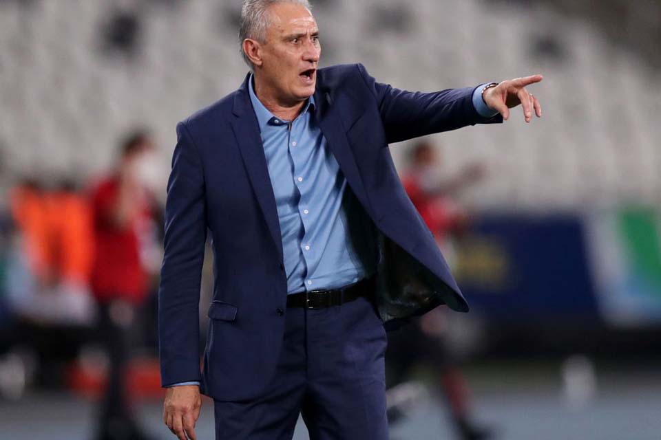 Jejum de títulos da Argentina não pesa em final com o Brasil, diz Tite