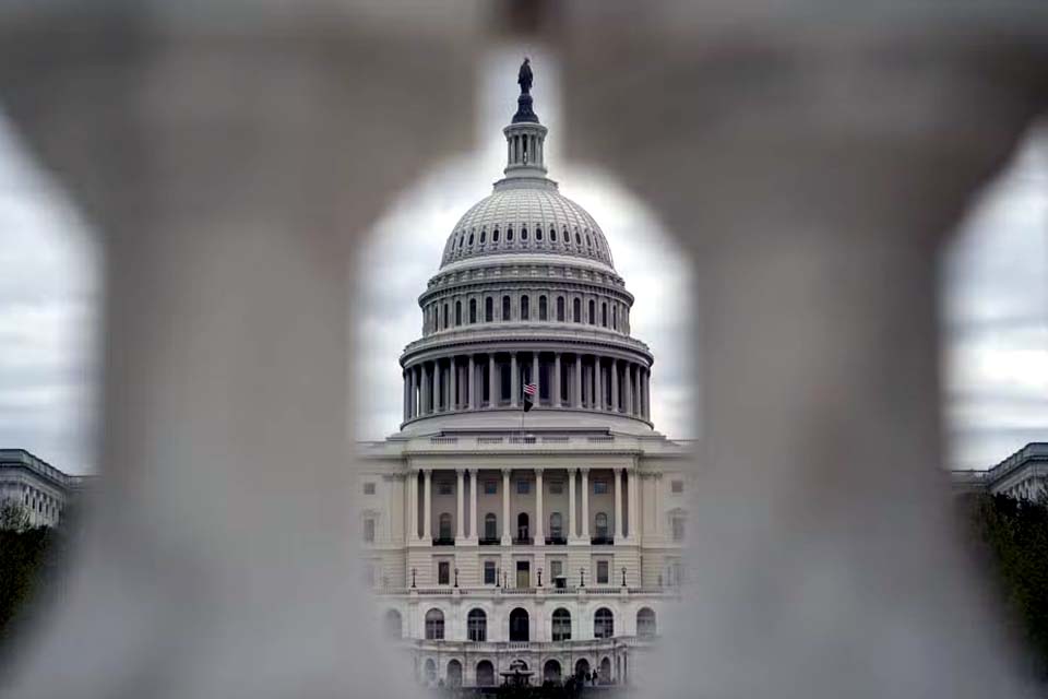 Câmara dos Estados Unidos aprova US$ 95 bilhões para Ucrânia, Israel e Taiwan