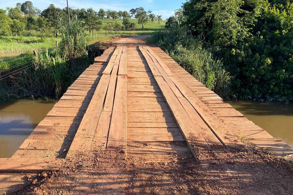 Recuperação das pontes das linhas 180 e 176 é concluída pela Prefeitura de Rolim de Moura