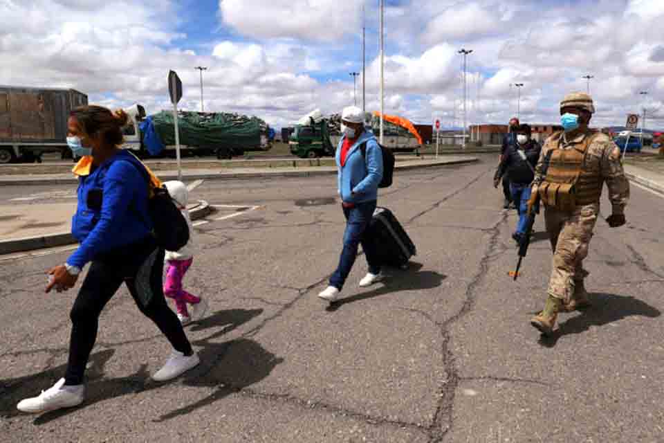 Chile inicia mobilização de militares para controlar migração irregular