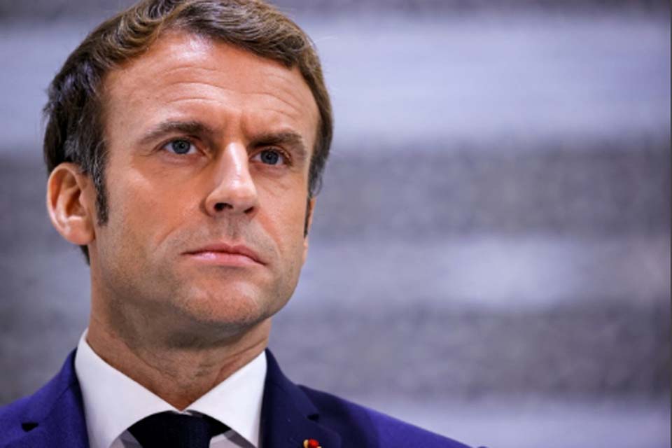 Macron visita Notre-Dame às vésperas de reabertura e diz que catedral está sublime