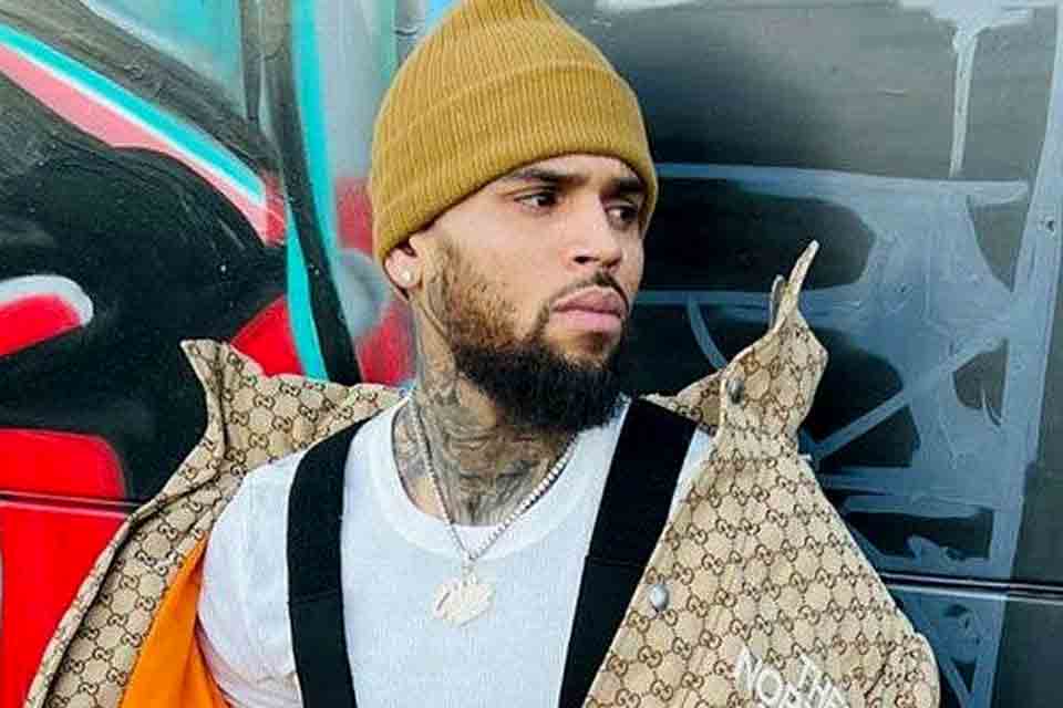 Chris Brown é acusado de estupro e processado em mais de 100 milhões de reais