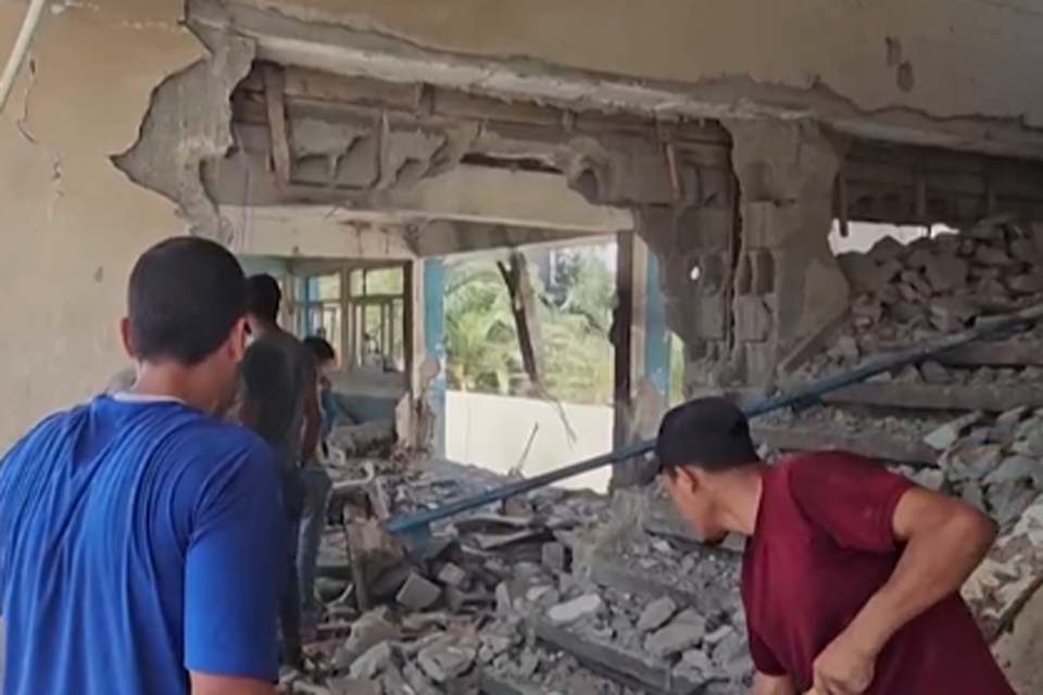 Ataque israelense a escola em Gaza deixa 21 mortos