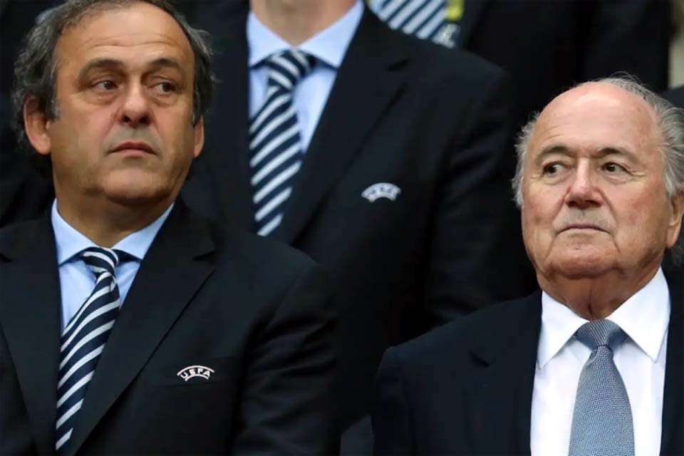 Julgamento de Blatter e Platini por corrupção começa nesta quarta