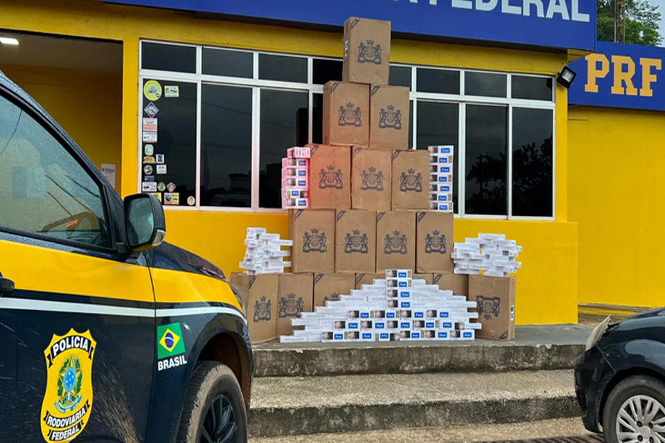 PRF realiza apreensão de 10 mil maços de cigarro em Porto Velho