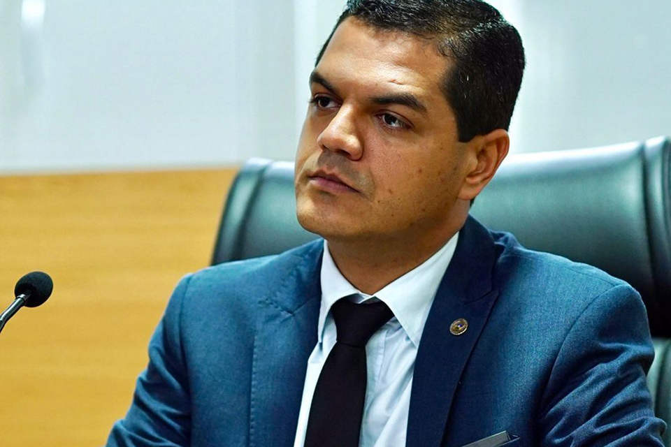 Deputado Cássio Gois inova ao criar Frente Parlamentar da Juventude na Assembleia Legislativa de Rondônia