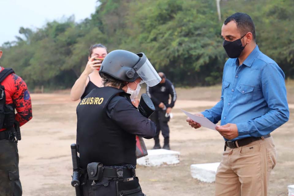 Policiais penais concluem curso de formação voltado para a criação do Gape