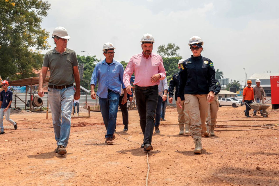 Prefeito Hildon Chaves Acompanha Andamento De Obras Na Rodoviária E Nas ...