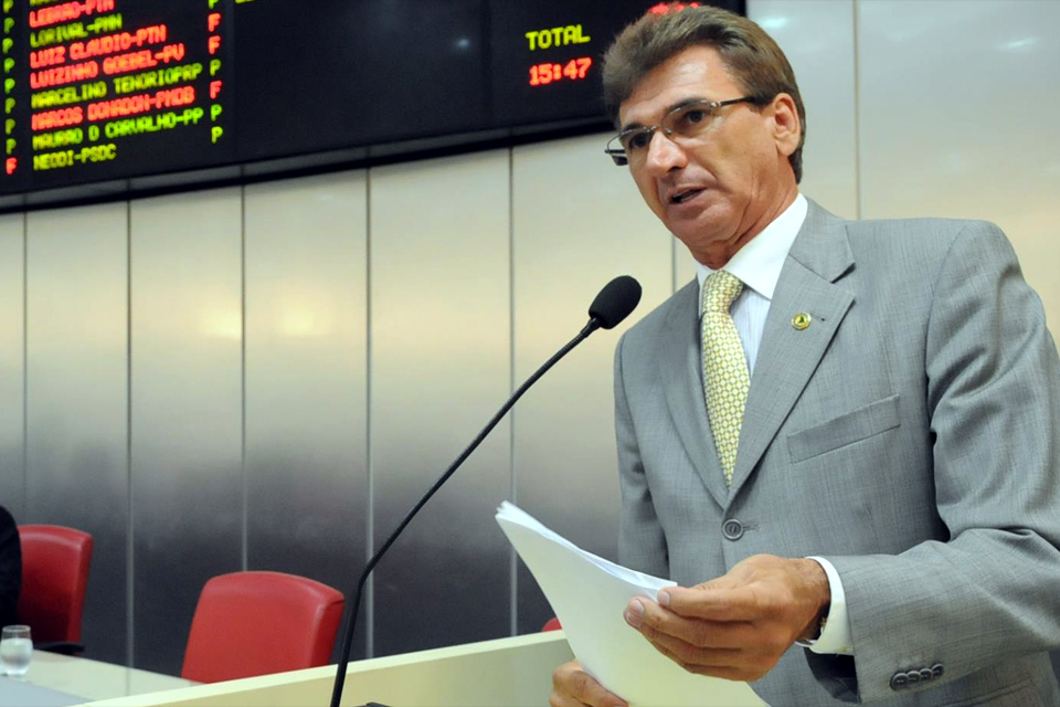 TCE pune ex-presidente da ALE/RO: Neodi Oliveira e outros cinco terão de devolver mais de R$ 8 milhões aos cofres públicos do Legislativo