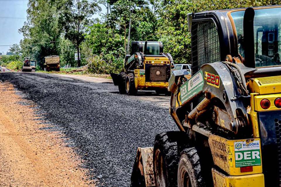 Departamento Estadual de Estradas de Rodagem executa manutenção em 54 km da RO-473