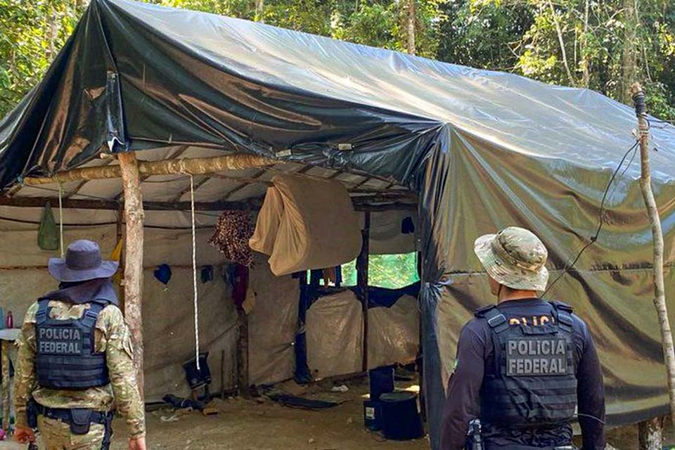 Polícia Federal e Ibama desmontam garimpos ilegais em Mato Grosso