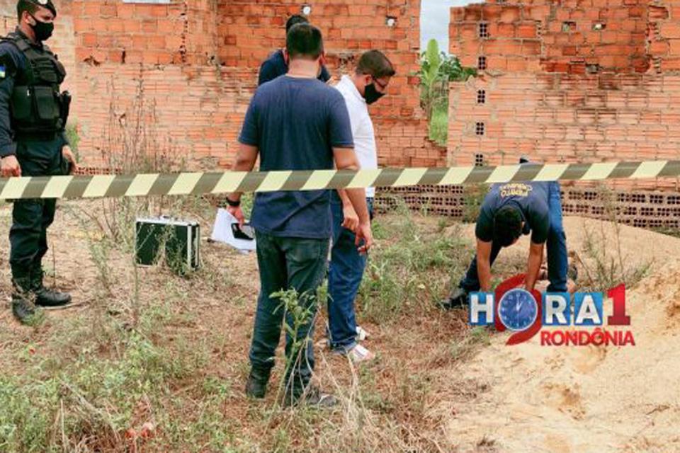 Jovem é morto a pauladas em construção abandonada na zona leste