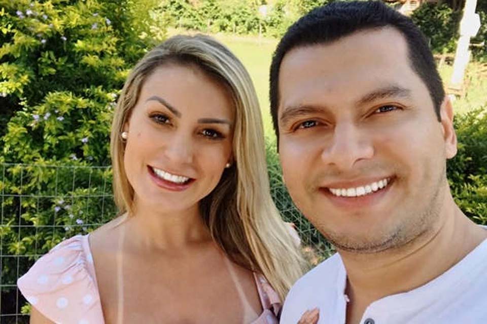 Marido de Andressa Urach assume redes da modelo e bloqueia seguidores