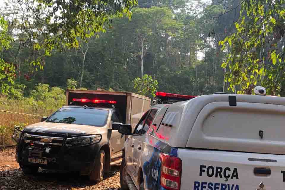 Corpo de homem em decomposição é encontrado em ramal 