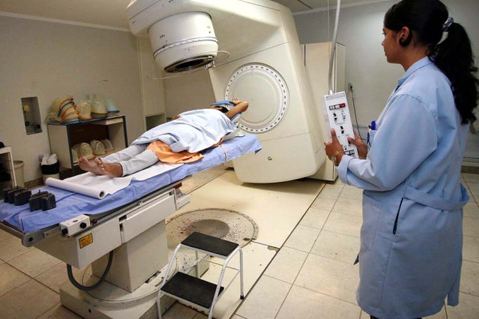 Plano de expansão de radioterapia no SUS está próximo de 50% da meta