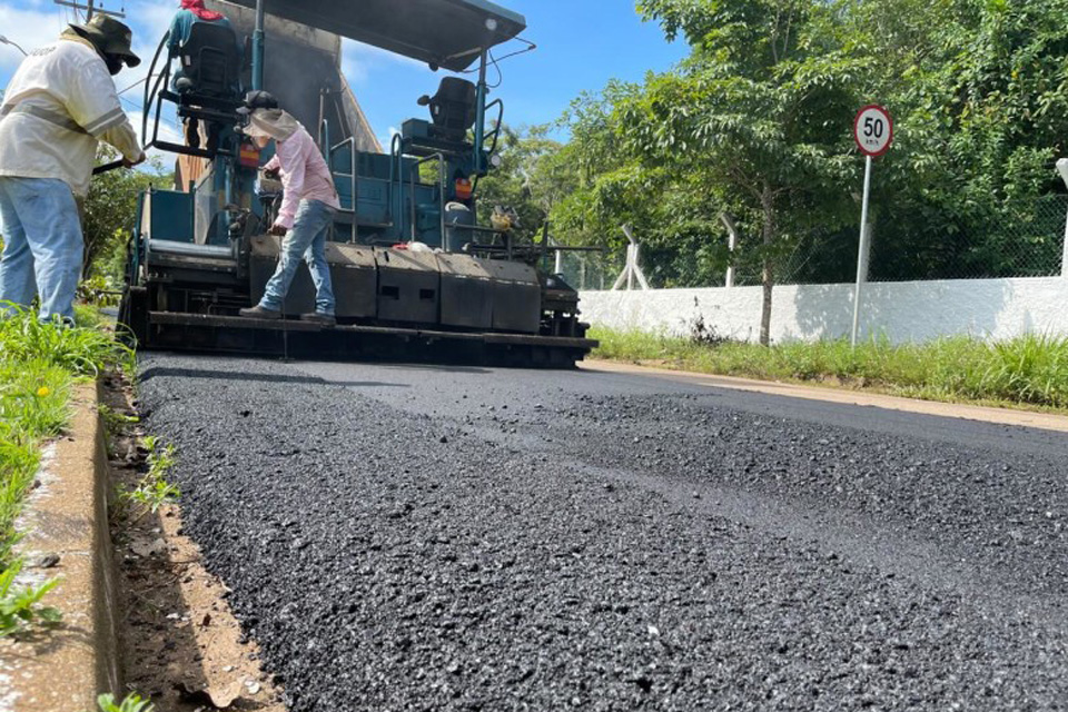  Prefeitura de Porto Velho segue com tapa-buracos mesmo com tempo de chuva