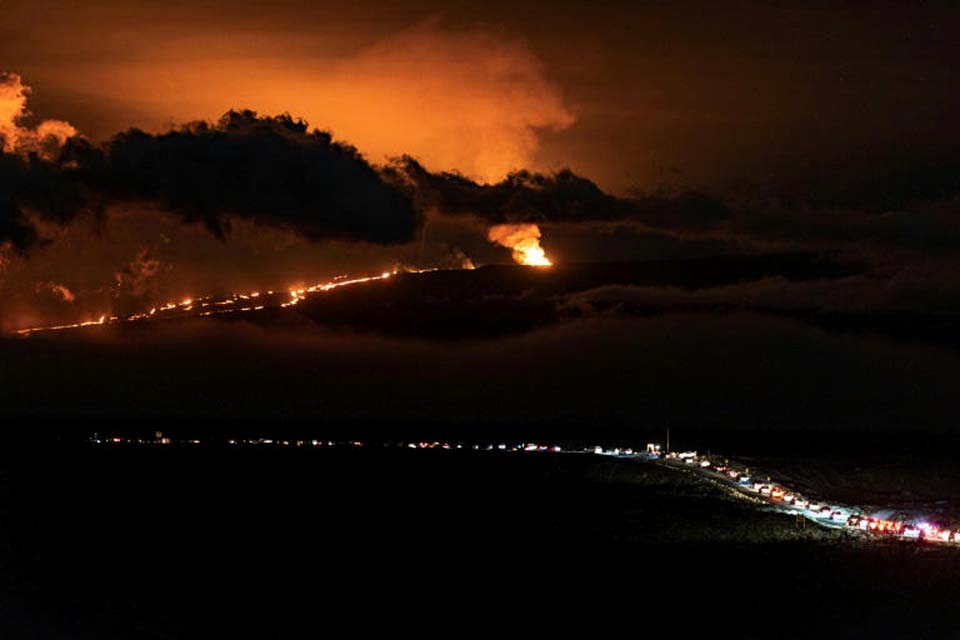 Havaí mobiliza Guarda Nacional por erupção do Mauna Loa