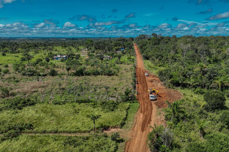 Prefeitura de Porto Velho recupera ramal Niterói e tira comunidades ribeirinhas do isolamento