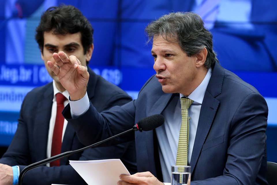 Haddad diz que novo arcabouço fiscal vai despolarizar o país