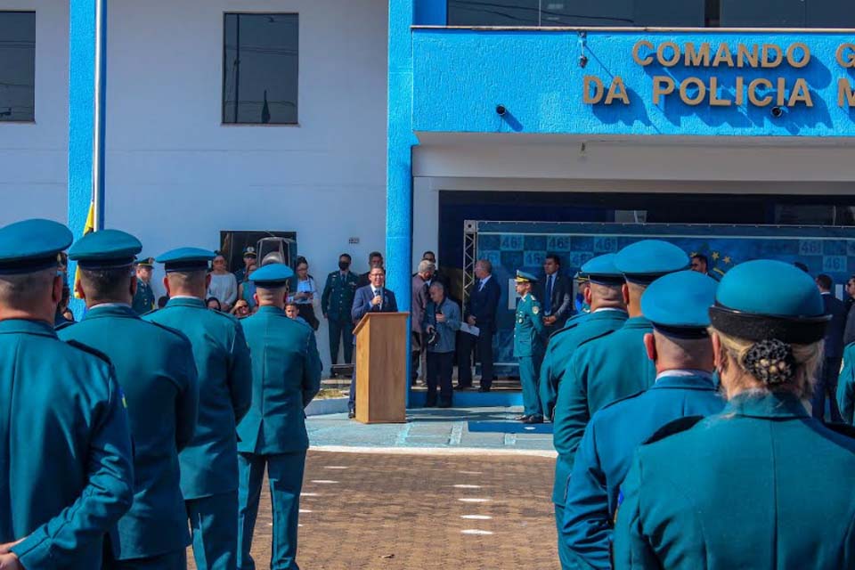 Governo do Estado, por meio da Polícia Militar, promove oficiais e praças