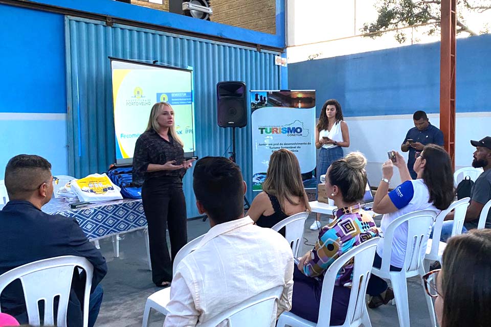 Deputada Ieda Chaves acompanha aula inaugural do curso “Condução de Pesca de Turismo” ofertado na capital