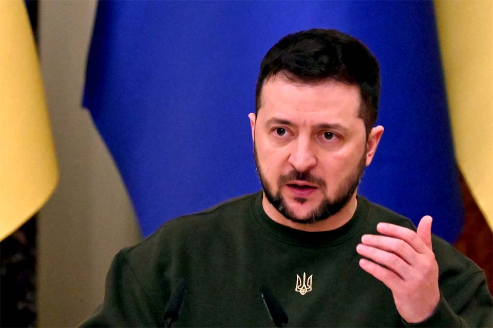 Volodimir Zelensky, presidente da Ucrânia, afirma que 'indiferença mata junto com o ódio'