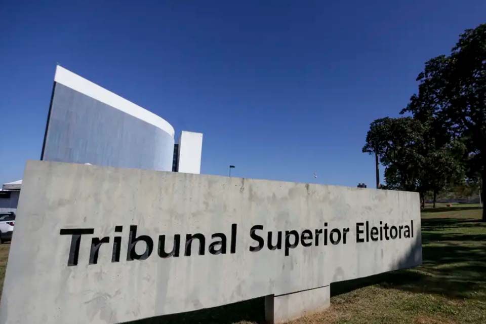 Eleitores que não votaram no 2º turno têm até terça para justificar