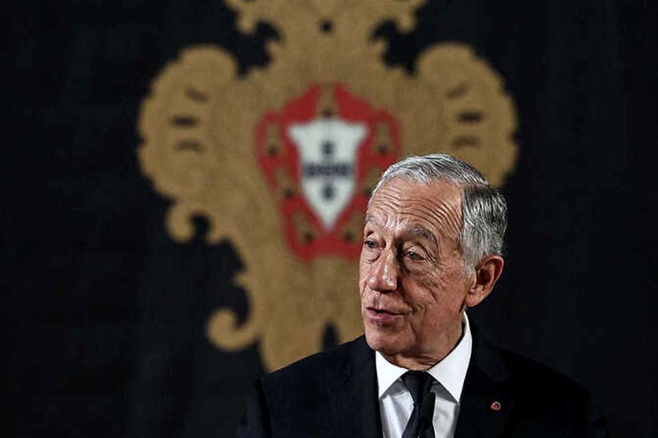 Presidente de Portugal dissolve Parlamento e convoca novas eleições