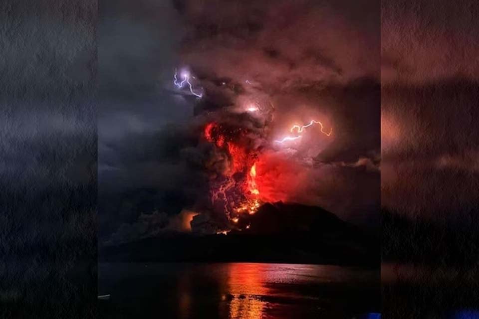 Vulcão Ruang, na Indonésia, entra em erupção e provoca alerta de tsunami