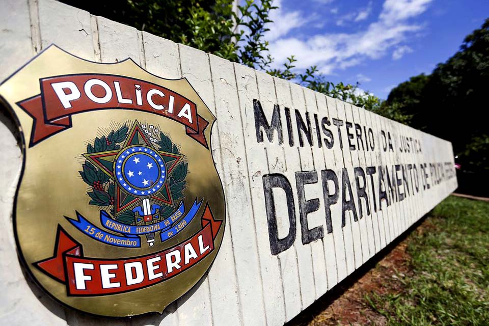 Polícia Federal deflagra operação de combate ao tráfico internacional de drogas