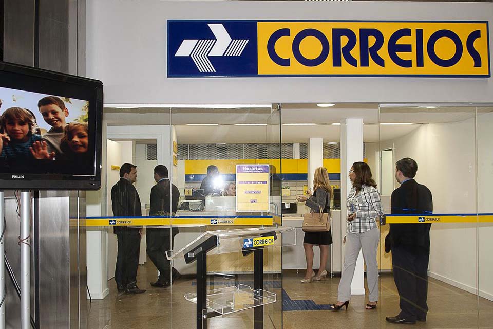 Correios serão opção para fazer cadastro para auxílio emergencial