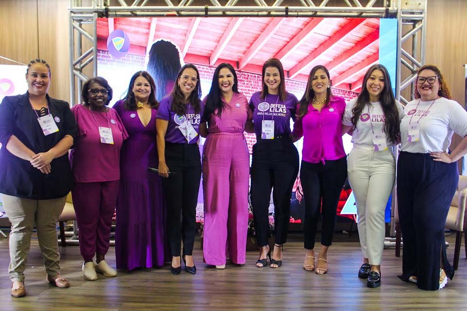  Deputada Federal Cristiane Lopes reúne mulheres em evento sobre combate a violência 