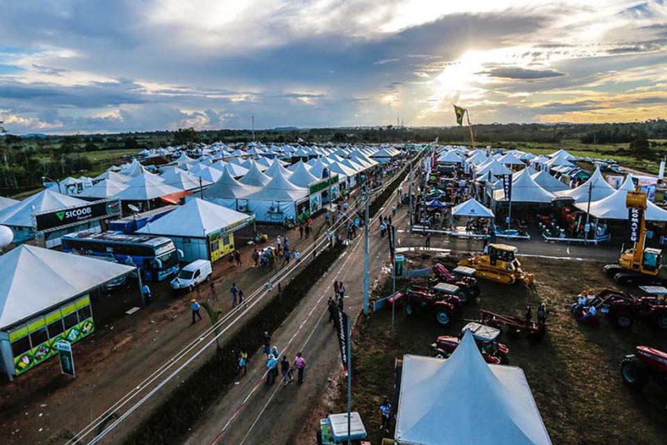 Preparativos para a montagem das estruturas da 9ª Rondônia Rural Show