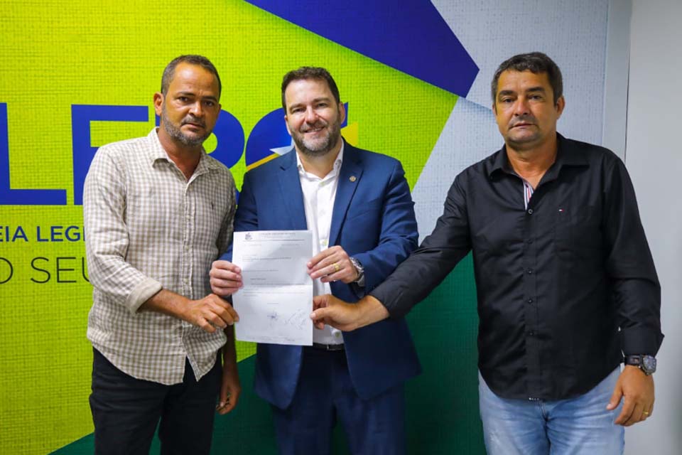 Presidente da Assembleia Legislativa, deputado Alex Redano assegura investimentos na saúde de Urupá