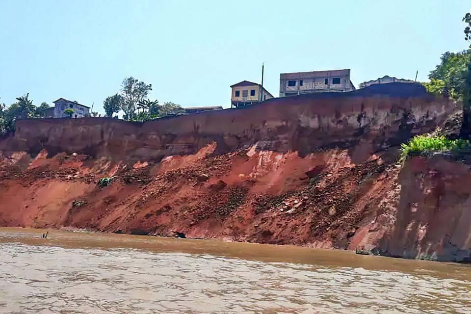 Ocupação de áreas de risco para moradia triplicou no país desde 1985