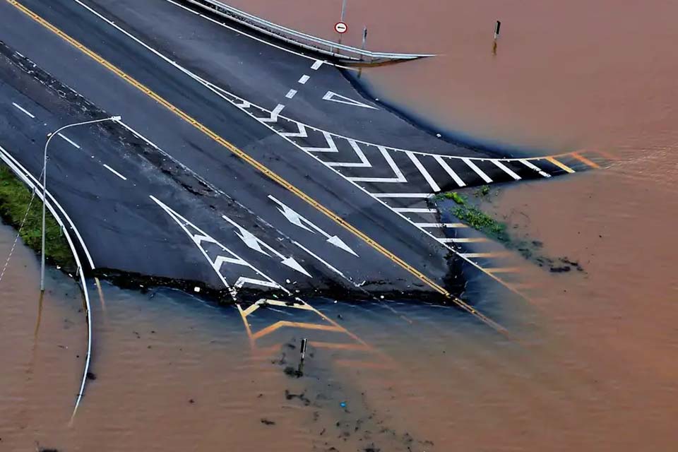 RS: reconstruir e adequar rodovias a mudanças do clima custará R$10 bi