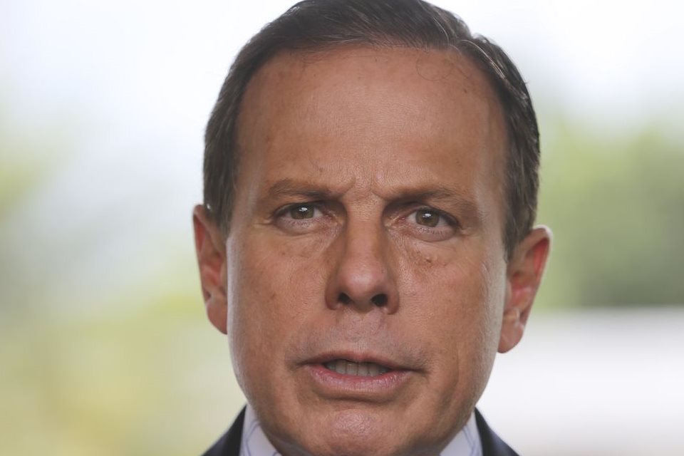 Doria anuncia a contratação de 1.185 profissionais de saúde