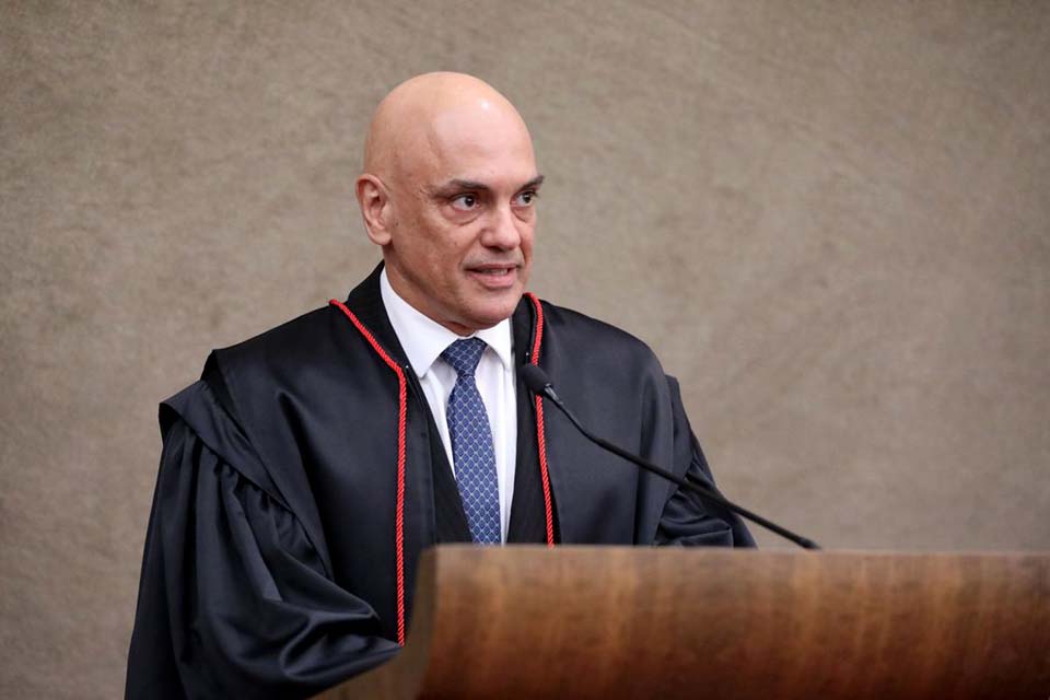 Moraes recebe balanço sobre intervenção na segurança do DF