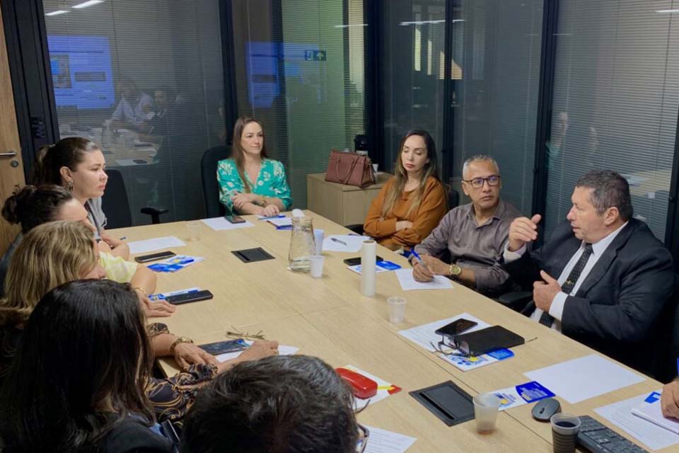 Representantes da Ouvidoria Geral participam de reunião da Rede Estadual de Ouvidorias Públicas do Estado de Rondônia