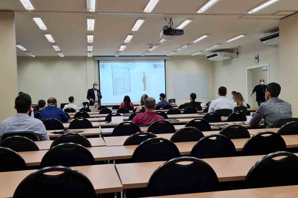 Palestra ministrada pelo presidente da ESCon abre curso de formação dos novos auditores de controle externo do TCE-RO