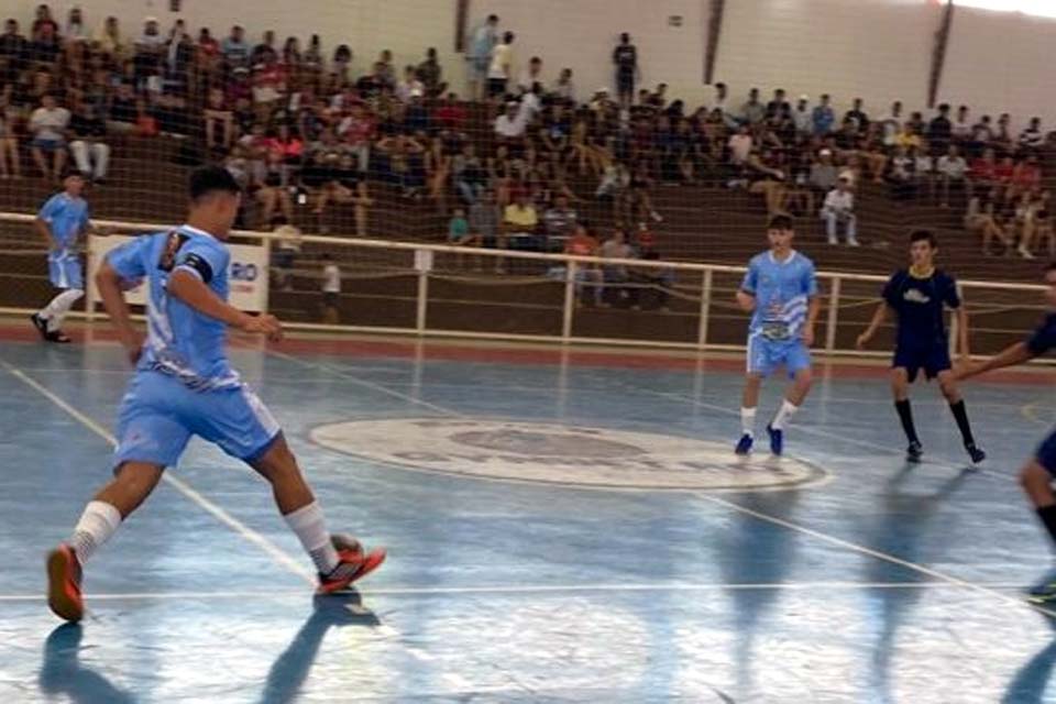 Times de futsal de Rolim de Moura são destaques na fase municipal dos Jogos Escolares de Rondônia