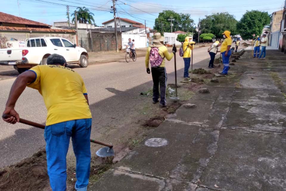 Serviços de limpeza acontecem em 30 pontos de Porto Velho nesta terça-feira (19)