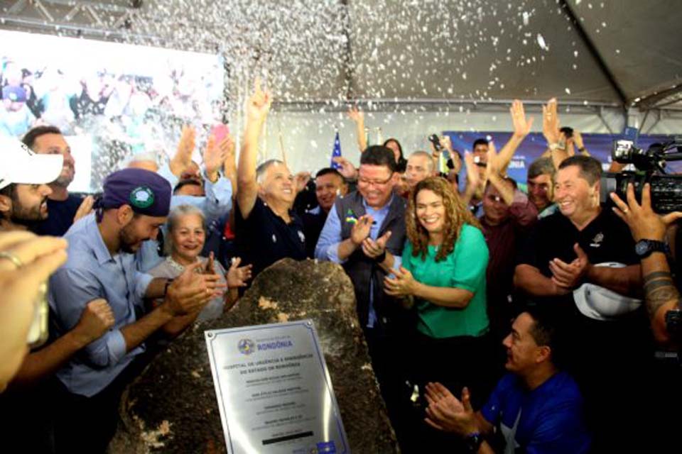 População de Porto Velho prestigia lançamento da pedra fundamental para a obra do novo Hospital de Urgência e Emergência de Rondônia