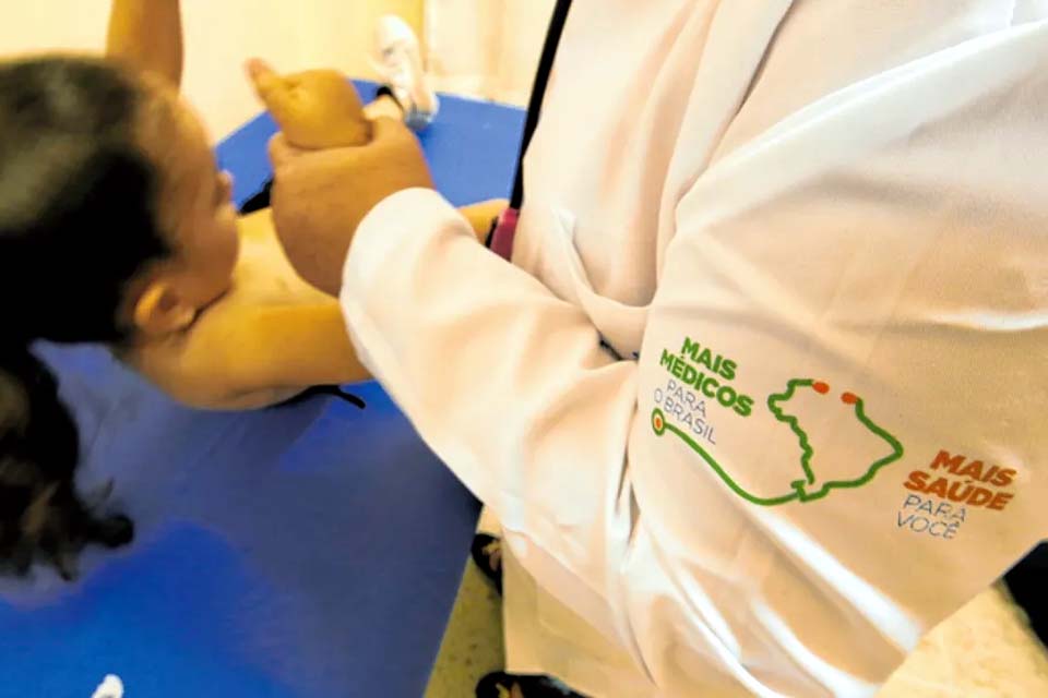 Ministério da Saúde publica edital com mais de 6 mil vagas para o 'Mais Médicos'