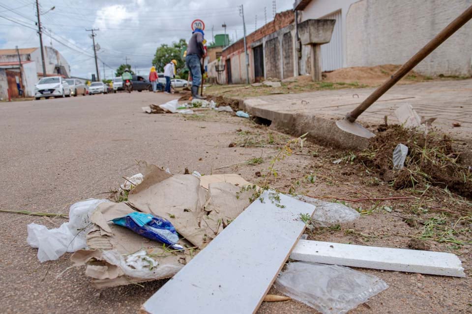 Bairro Nova Porto Velho recebe mutirão de limpeza