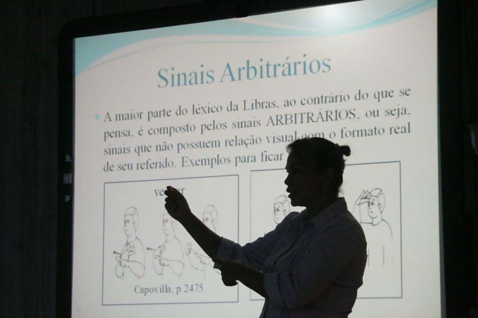 No Dia da Língua Brasileira de Sinais, Governo de Rondônia busca maior conscientização sobre a inclusão social dos surdos