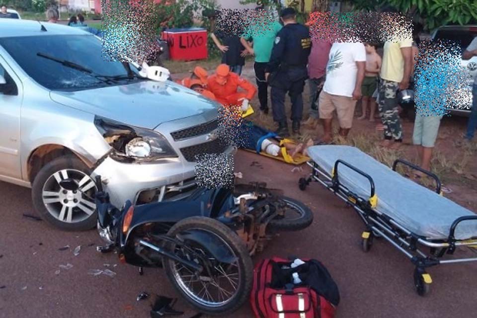 Motociclista tem corte na perna ao colidir com carro em Pimenta Bueno