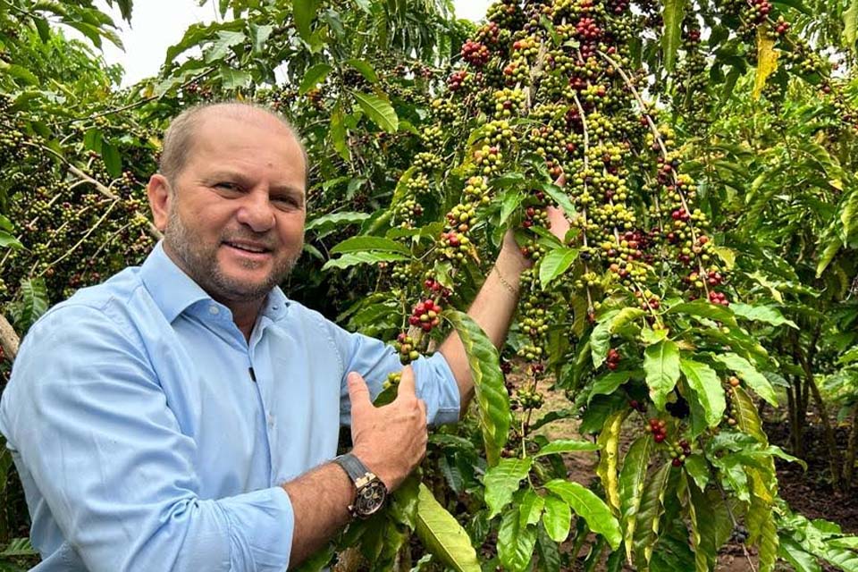 Trabalho de Cirone garante apoio aos cafeicultores; agricultores reconhecem o trabalho do deputado