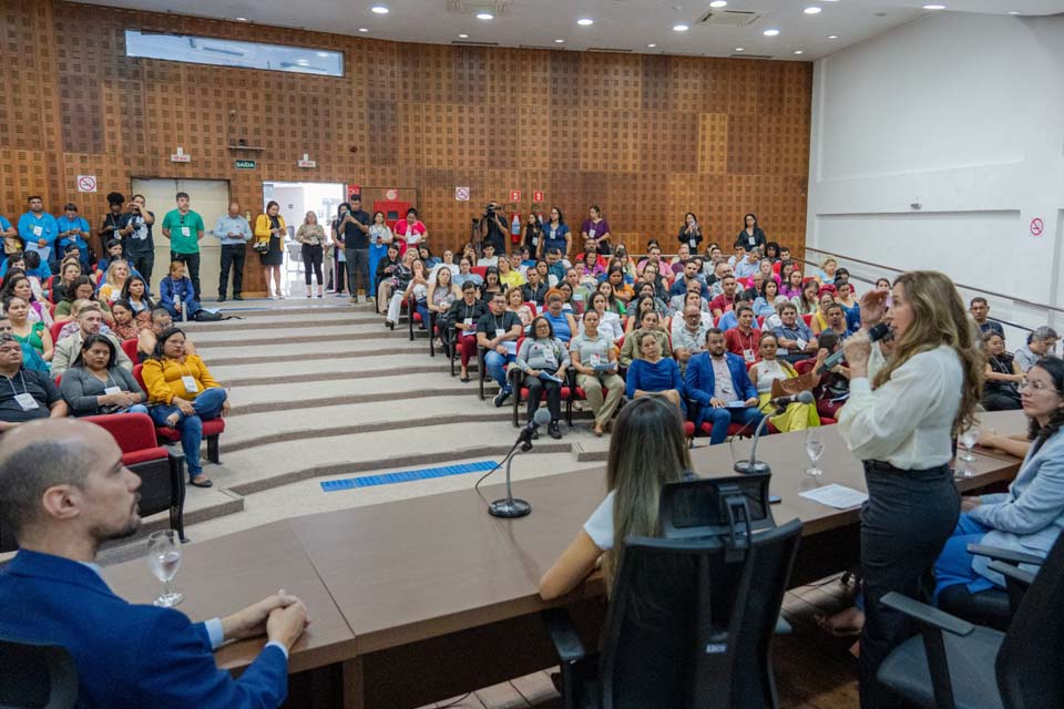 Combate ao assédio e discriminação no ambiente de trabalho é debatido em evento da Saúde em Porto Velho